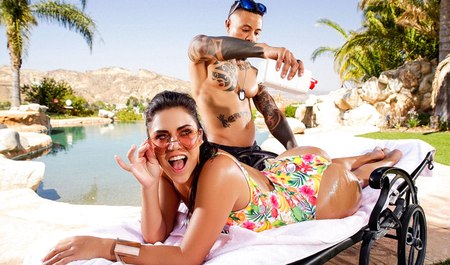 Пришла в гости к чернокожему другу для межрасового анального порно на свежем воздухе