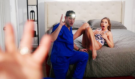 Врач приехал к чужой жене и трахнул ее с целью профилактики коронавируса