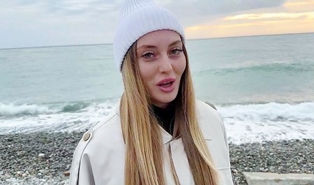 В городе Сочи всегда можно согреться с бабой или чем еще...